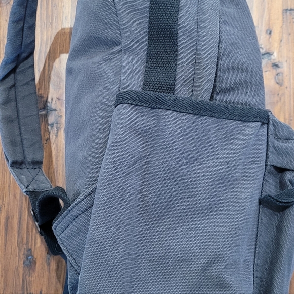 TYPO backpack 🎒 - Picture 4 of 7